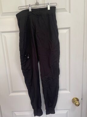 Med Couture Black Cargo Jogger Pants. Size xs